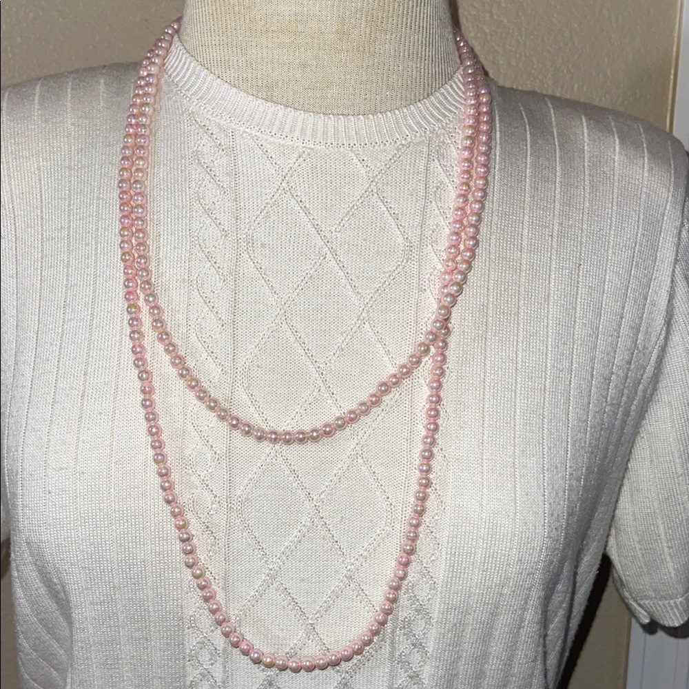 Vintage 30” faux Pink Pearl Necklace c06